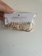 Nieuwe gouden oorbellen set maar wel nep goud, Overige materialen, Hangers, Nieuw, Ophalen of Verzenden