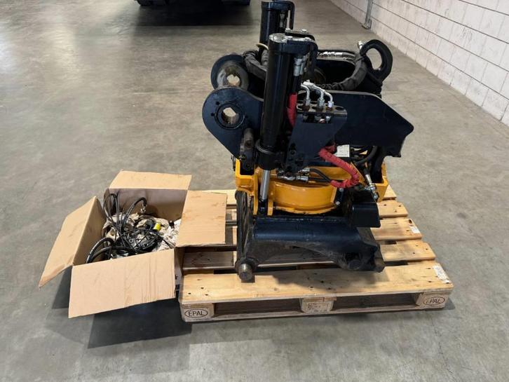 Engcon EC15B-CW30EC (bj 2011), Zakelijke goederen, Machines en Bouw | Onderdelen