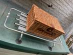Rieten picknickmand met kofferbakhouder, Ophalen, Zo goed als nieuw
