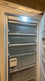 Bosch vriezer no frost, Witgoed en Apparatuur, Vriezers en Diepvrieskisten, Ophalen, 160 cm of meer, Zo goed als nieuw, Vrijstaand