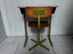 Leuk school tafeltje/ bureautje compleet met stoeltje, Kinderen en Baby's, Kinderkamer | Tafels en Stoelen, Ophalen, Gebruikt