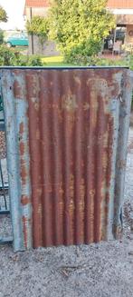 metalen golfplaten ijzeren dakplaten decoratie wand  platen, Doe-het-zelf en Verbouw, Dakpannen en Dakbedekking, Ophalen, Gebruikt