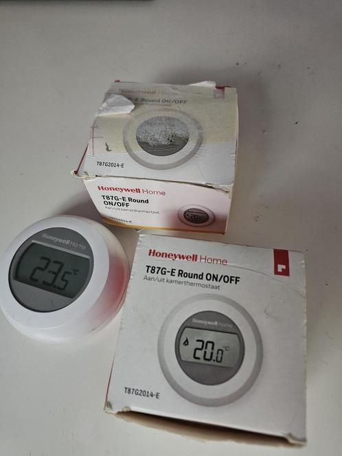 Honeywell Round On/Off thermostaat  3 stuks (2 nieuw in doos, Doe-het-zelf en Verbouw, Thermostaten, Nieuw, Ophalen of Verzenden