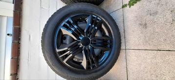 4 Winterbanden 215/56 R16 H beschikbaar voor biedingen