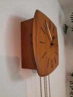 Wandklok Teak Mid Century, Ophalen, Gebruikt, Analoog, Wandklok