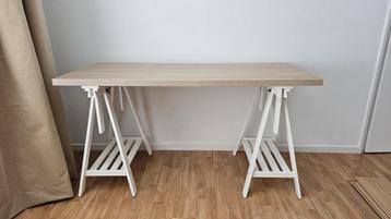 Ikea bureau in hoogte verstelbaar 140x60 of tekentafel beschikbaar voor biedingen