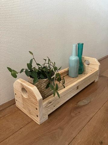 Stoer Handgemaakt Houten Kistje NIEUW beschikbaar voor biedingen