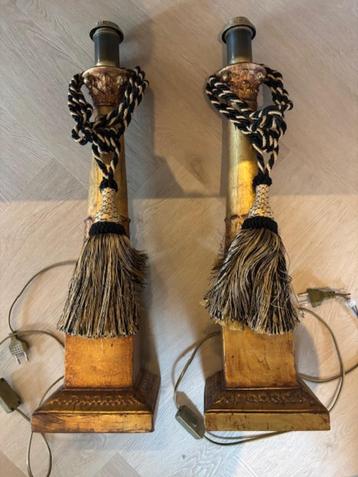 Set vergulde klassieke lampvoeten met kwasten – 64 cm hoog beschikbaar voor biedingen