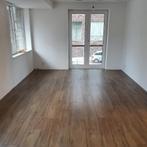 Laminaat (KARWEI laminaat Easy Living Rustig bruin eiken), Huis en Inrichting, Ophalen, Bruin, Zo goed als nieuw, 25 tot 50 m²