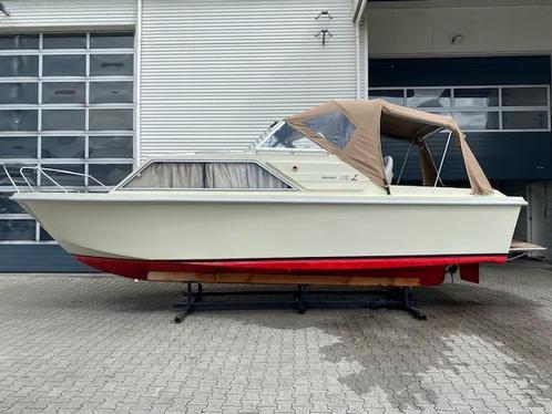 POLARIS 770 (bj 1982), Watersport en Boten, Motorboten en Motorjachten, Gebruikt, Polyester, 6 tot 9 meter, Benzine, 30 tot 50 pk