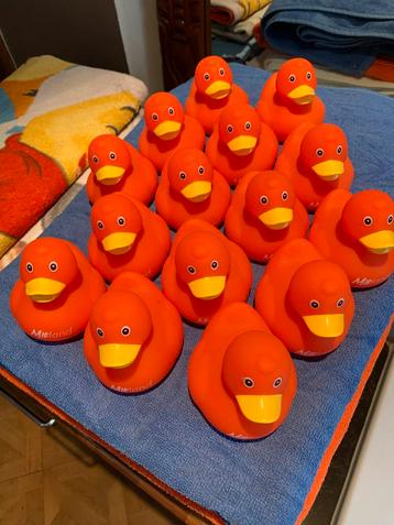 15 Oranje Bad Eendjes - Nieuw beschikbaar voor biedingen
