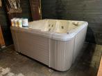 Jacuzzi 6 persoons, Tuin en Terras, Bubbelbaden en Hottubs, Ophalen, Zo goed als nieuw, Afdekzeil, Vast