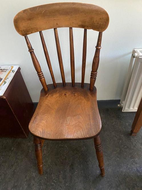 Antieke Engelse stoel Vruchten hout  Ca 1880, Antiek en Kunst, Antiek | Meubels | Stoelen en Banken, Ophalen