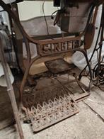 Singer naaimachine/ onderstel voor unieke tafel, Ophalen