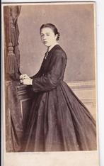 CDV van een Jongedame - Foto Verbeke-Schoots Louvain -, Foto, Nieuw, Voor 1940, Buitenland