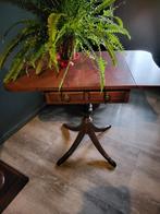 Mooie hang-oor bijzettafel, Antiek en Kunst, Antiek | Meubels | Tafels, Ophalen of Verzenden