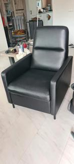 Nette zwart lederen fauteuil.  Zie omschrijving, Huis en Inrichting, Fauteuils, Ophalen