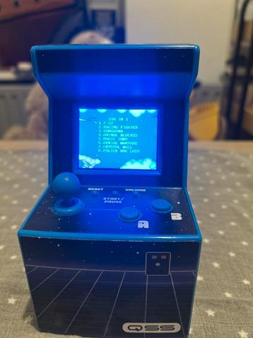 Mini Retro Arcade Console - 240 Games - Zo Goed Als Nieuw beschikbaar voor biedingen