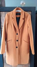 Mooie okergele jas. 🌼 Vero moda, Kleding | Dames, Ophalen of Verzenden, Zo goed als nieuw, Maat 38/40 (M), Geel