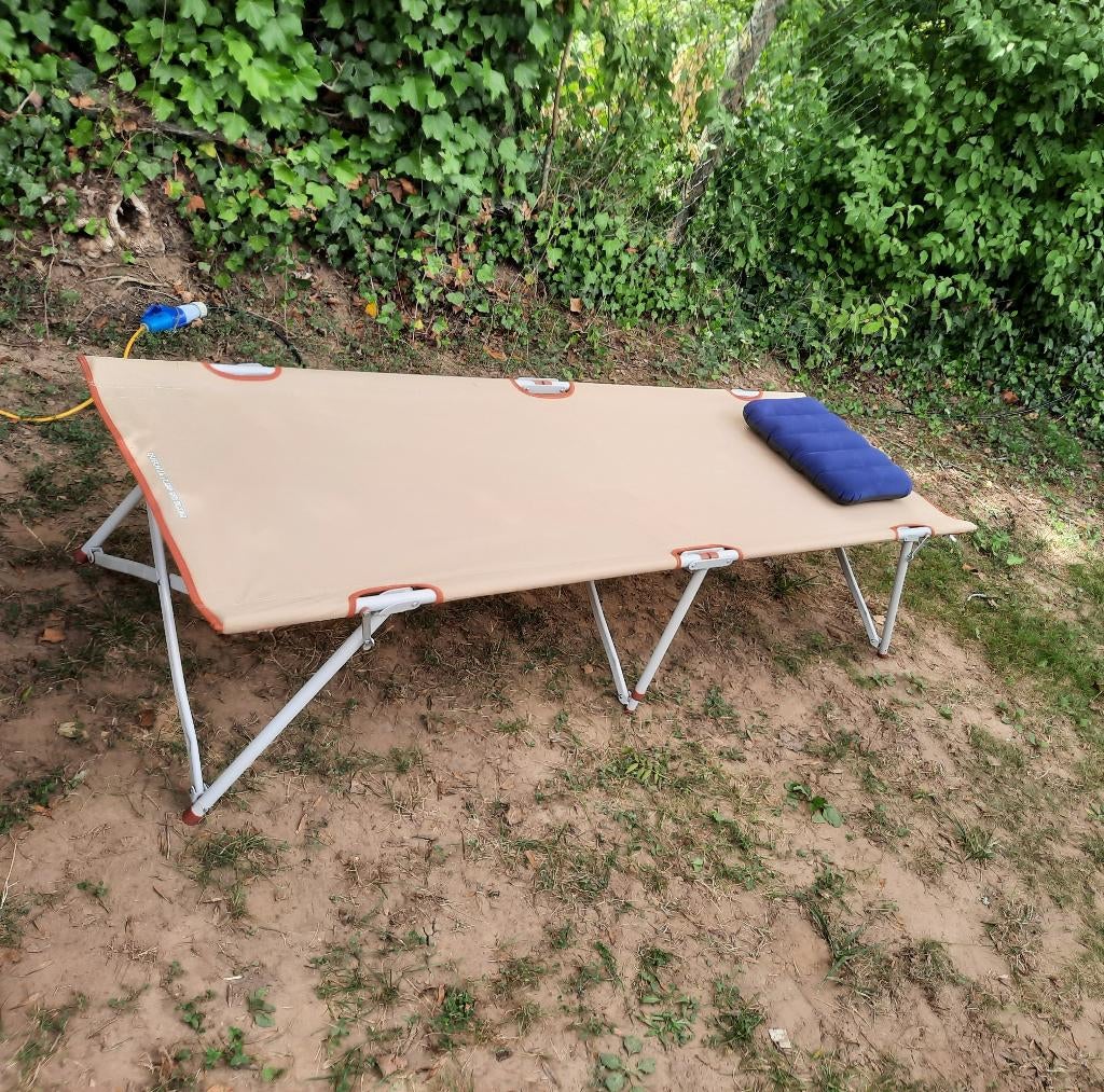 Veldbed / Campbed, bijna nieuw!, Ophalen, Zo goed als nieuw, Campingmeubel-accessoire