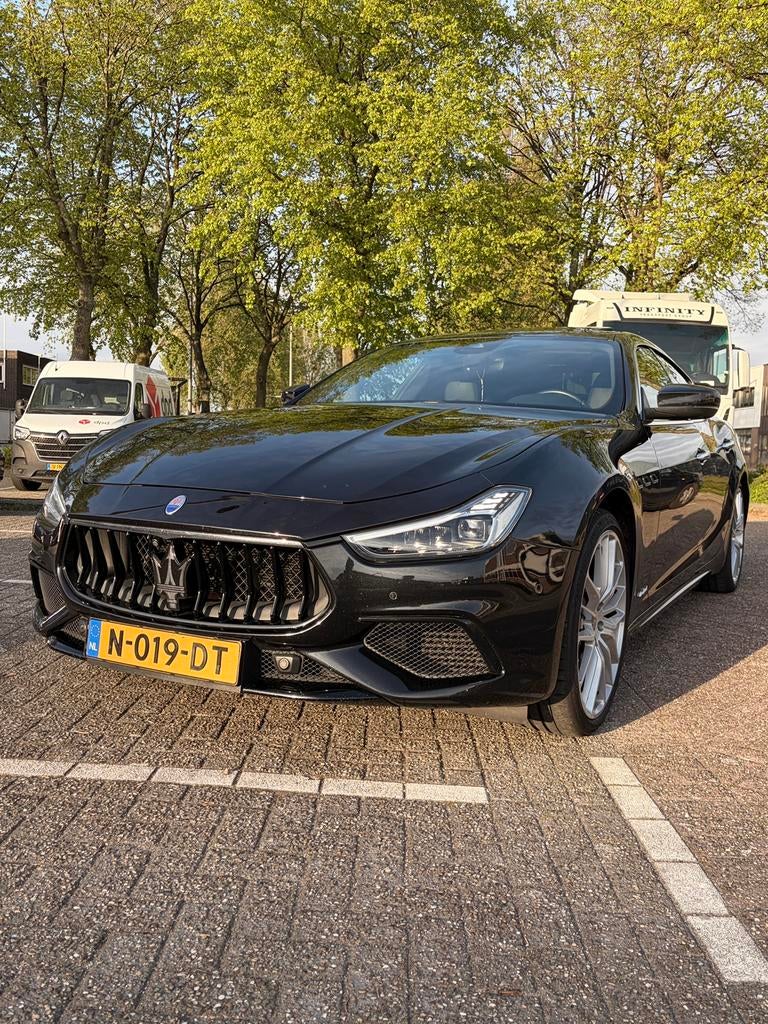 Maserati Ghibli SQ4 430 pk V6 AWD 2018 Zwart, Automaat, 430 pk, Vierwielaandrijving, Particulier