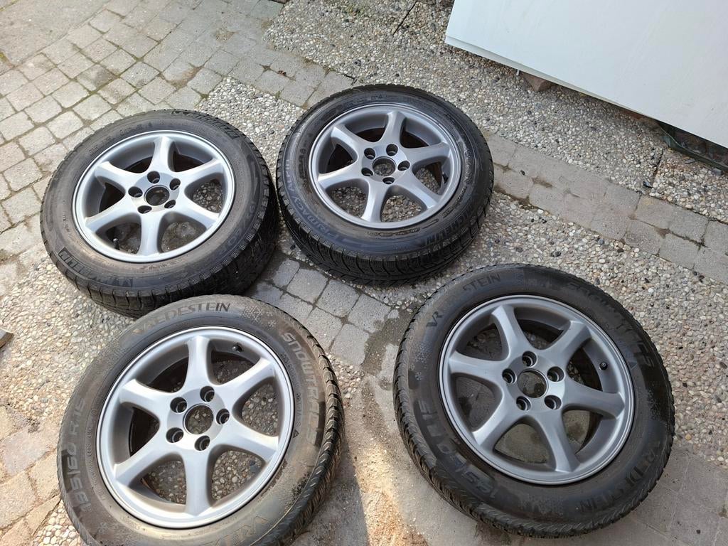 Volvo 850 velgen met band, Ophalen