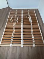 Bed twee lattenbodems 70 x 200 en matras 140 x 200 € 95.00, Ophalen, Zo goed als nieuw
