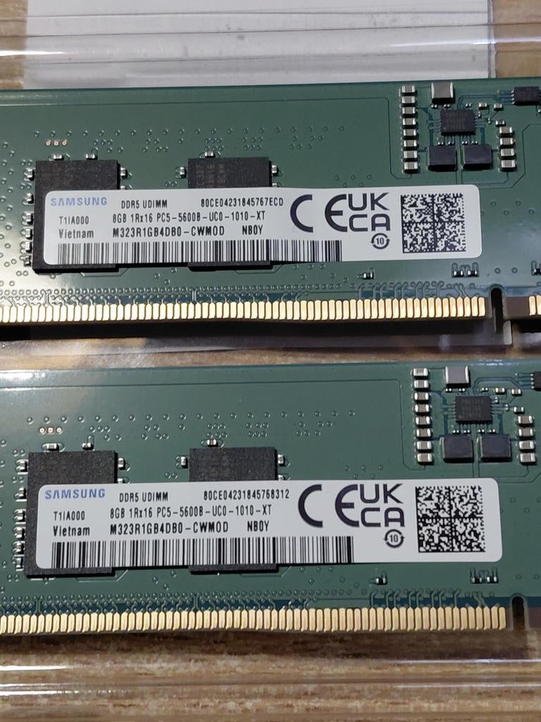 Samsung DDR5 DESKTOP geheugen, 2 x 8GB  UDIMM 5600 MHz, Computers en Software, RAM geheugen, Ophalen of Verzenden, Zo goed als nieuw