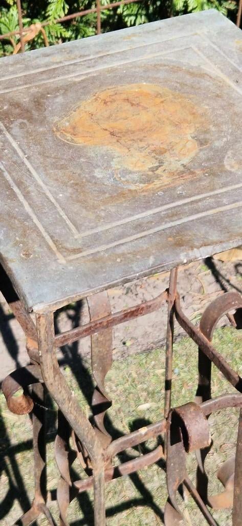 Robuuste plantentafel van smeedijzer+blad van zink(brocante), Tuin en Terras, Ophalen of Verzenden, Gebruikt