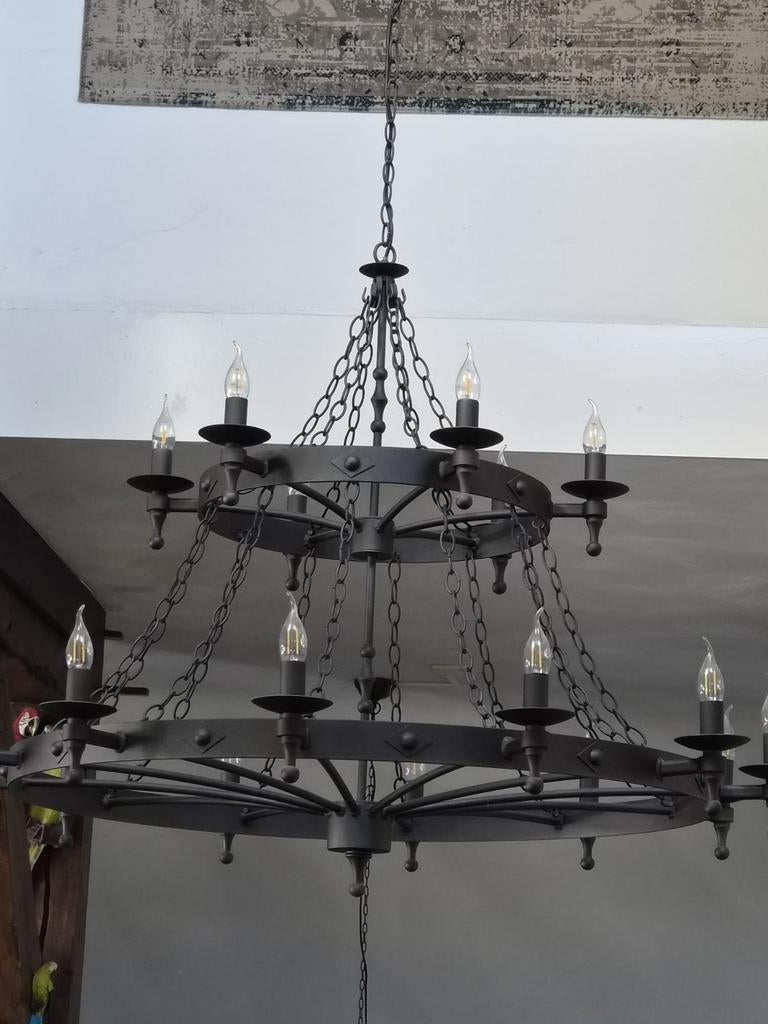 Grote smeedijzeren kroonluchter - Ø 130cm, H 300cm, Ophalen of Verzenden, Gebruikt, Metaal, Rustiek, Industrieel, Klassiek