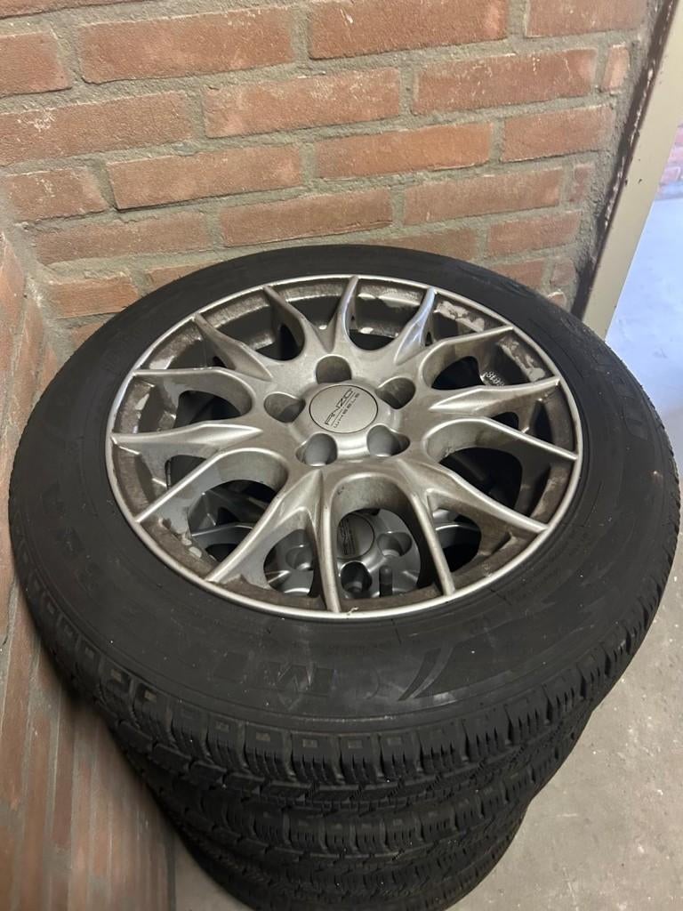 Stalen velgen met winterbanden, Auto-onderdelen, Banden en Velgen, Ophalen, Gebruikt, 15 inch, Banden en Velgen