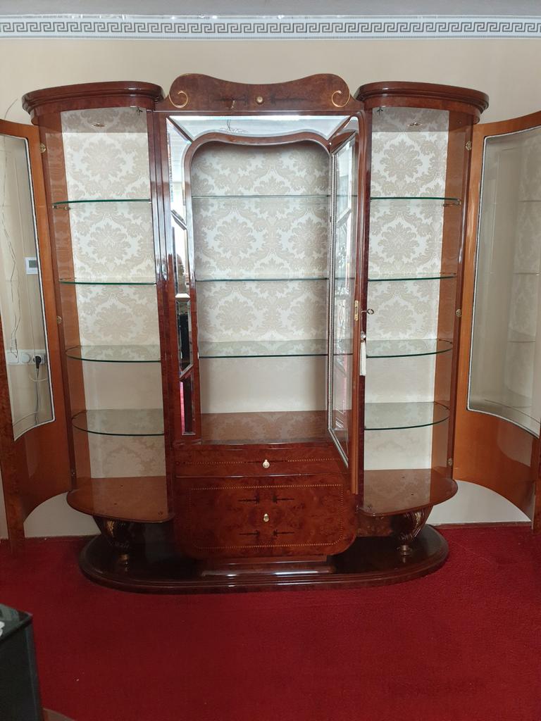 Tekoop twee italiaans vitrinekasten, Huis en Inrichting, Ophalen, Glas, 50 tot 100 cm, Zo goed als nieuw