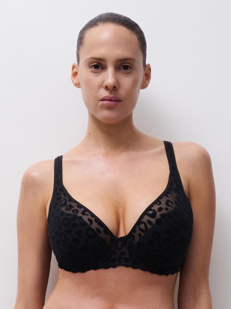 Te koop 30% korting Chantelle pulp Girl plunge foam bh zwart, Chantelle pulp, Ophalen of Verzenden, Zwart, BH