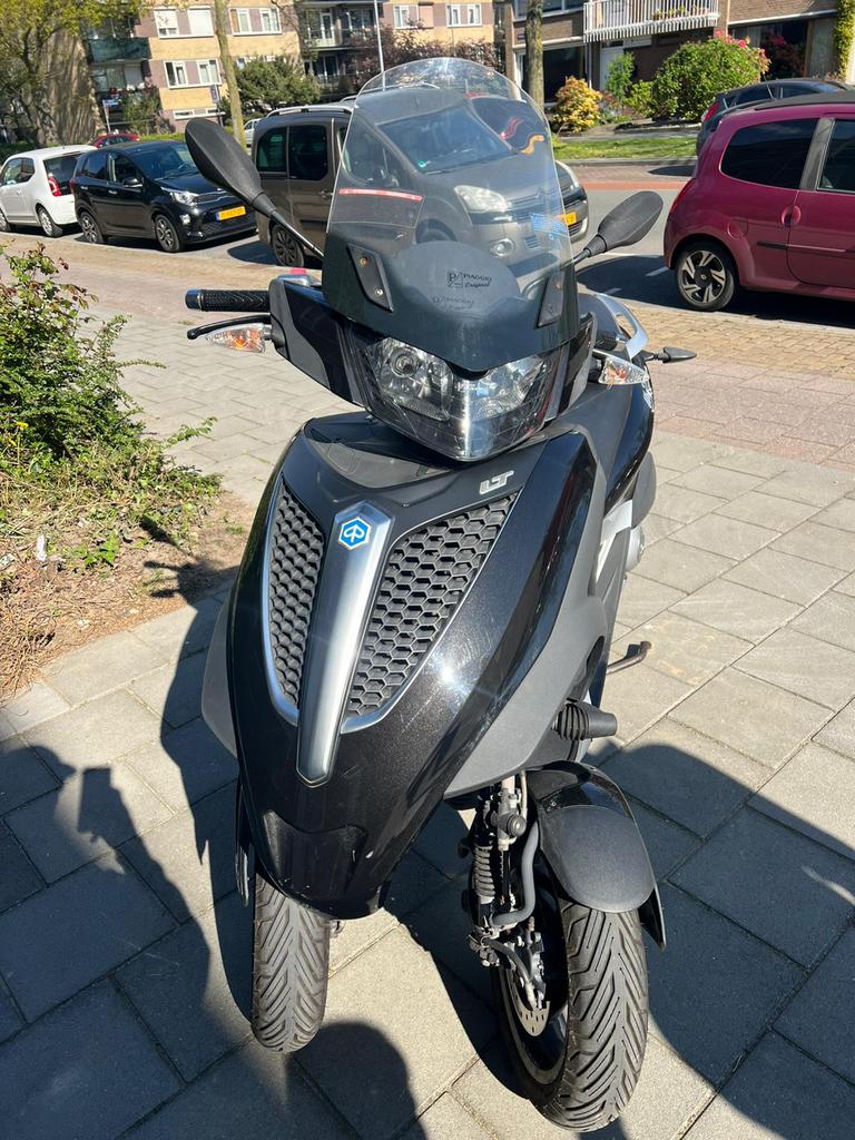 Piaggio MP3 300, Goed onderhouden, met autorijbewijs, Ophalen, 300 cc