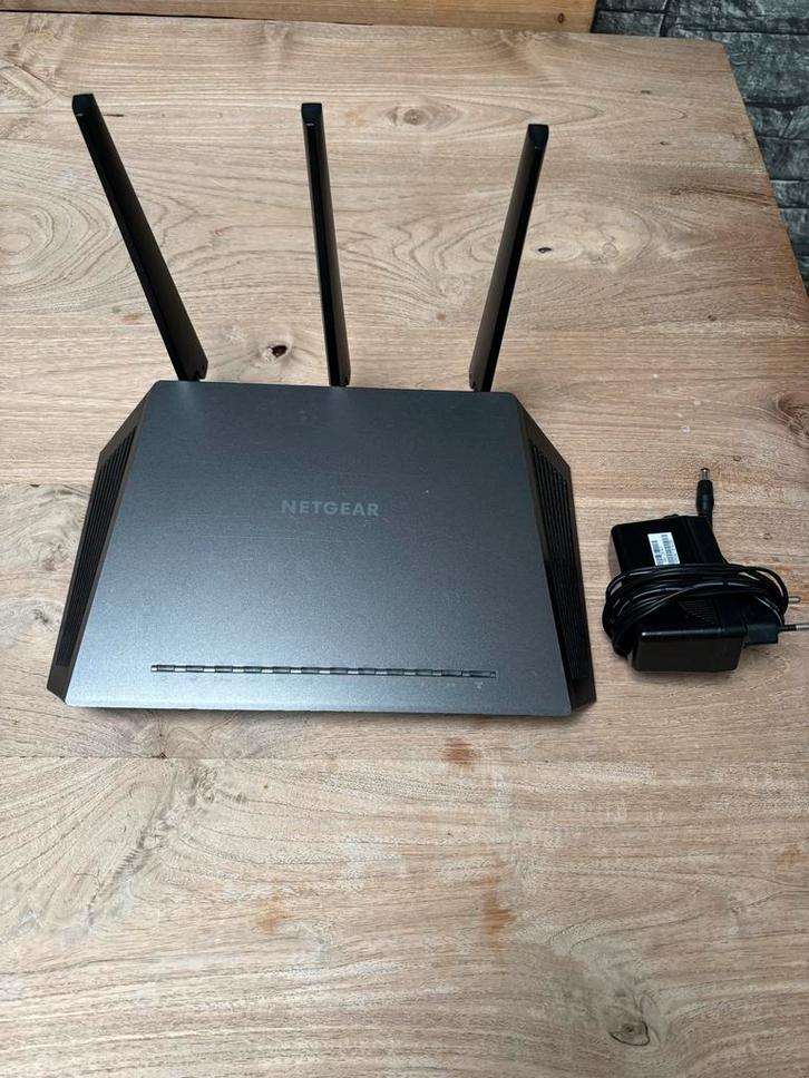 Netgear Nighthawk R7000 Smart Wifi Router, Computers en Software, Routers en Modems, Zo goed als nieuw, Router, Ophalen of Verzenden