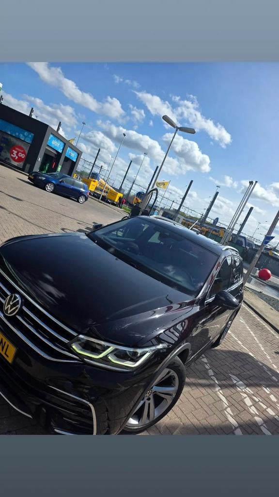 Volkswagen Tiguan 2021, Leder en Stof, Zwart, Grijs, Particulier