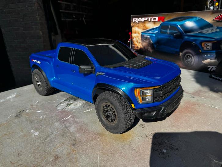 Traxxas Ford Raptor-R 4x4 VXL 1:10 RC bestuurbare auto, Hobby en Vrije tijd, Modelbouw | Radiografisch | Auto's, Zo goed als nieuw