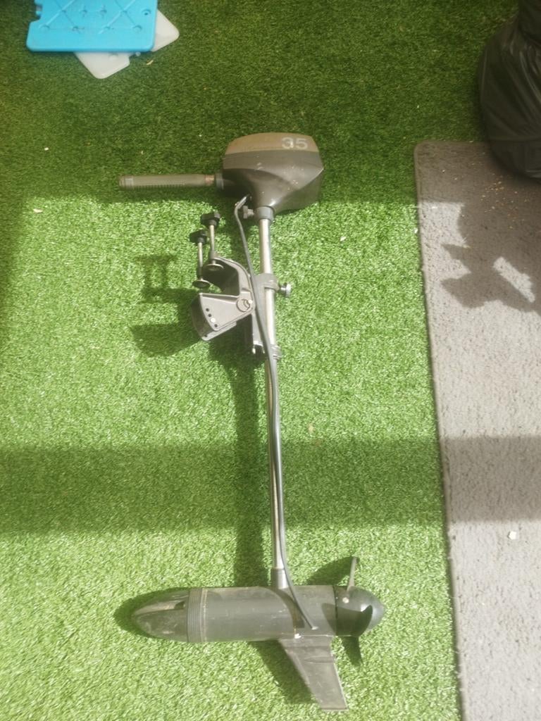 Shakespeare 35 lb elektromotor, Ophalen