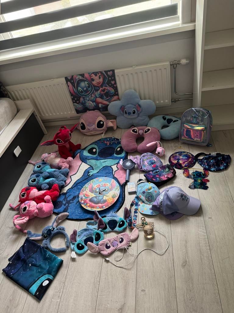 Stitch pakket met vanalles, in zeer goede staat, Ophalen of Verzenden, Zo goed als nieuw, Jongen of Meisje