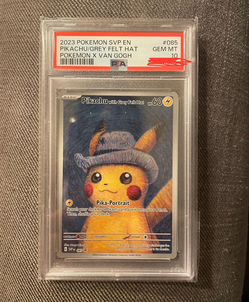Pikachu with grey felt hat PSA 10 - Pikachu x Van Gogh, Verzenden, Nieuw, Losse kaart, Foil