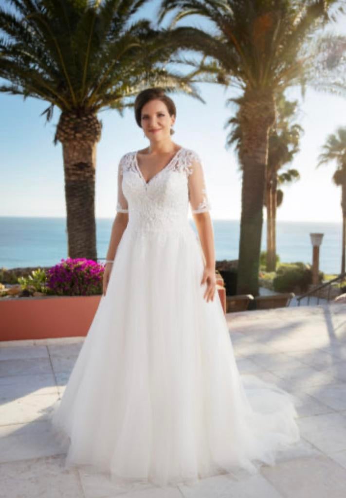 Grote(re) maat 44,46,48,50,52,64,56,60 in blush en ivoor, Ophalen, Nieuw, Blauw, Trouwjurk