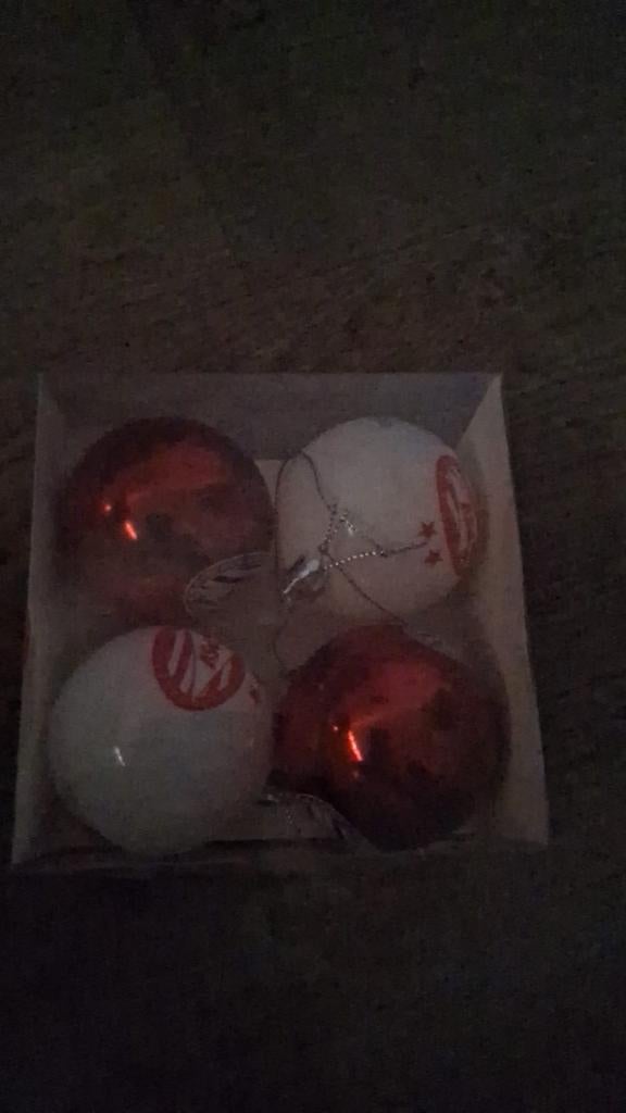 Psv kerstballen, Ophalen, Nieuw