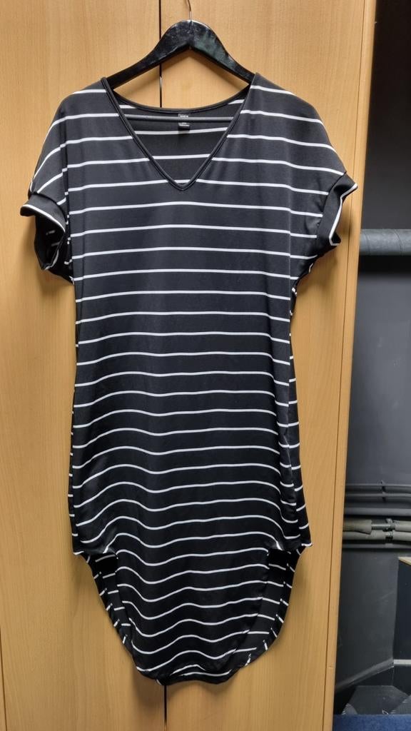 Shein zwart witte streep jurk maat 46, Overige kleuren, Maat 46/48 (XL) of groter, Ophalen of Verzenden, Zo goed als nieuw