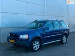 Volvo XC90 2.5 T Ocean Race CLIMA|CRUISE|TREKHAAK|STOELVERWA, Auto's, Volvo, 1991 kg, Blauw, 7 stoelen, 2521 cc