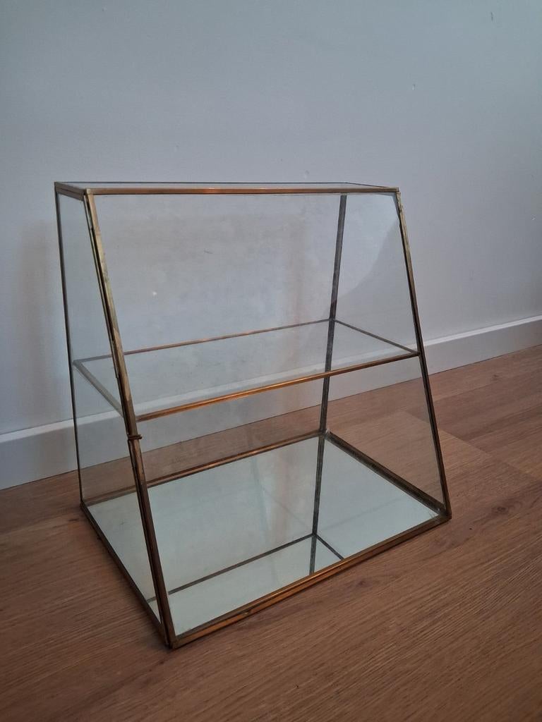 Sissy-boy Glazen vitrinekastje met messing frame - OPHALEN, Ophalen, Met plank(en), Minder dan 50 cm, Nieuw