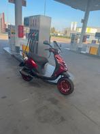 Piaggio zip 172cc LC A1, Fietsen en Brommers, Scooters | Piaggio, Ophalen, Zo goed als nieuw, Benzine, Zip