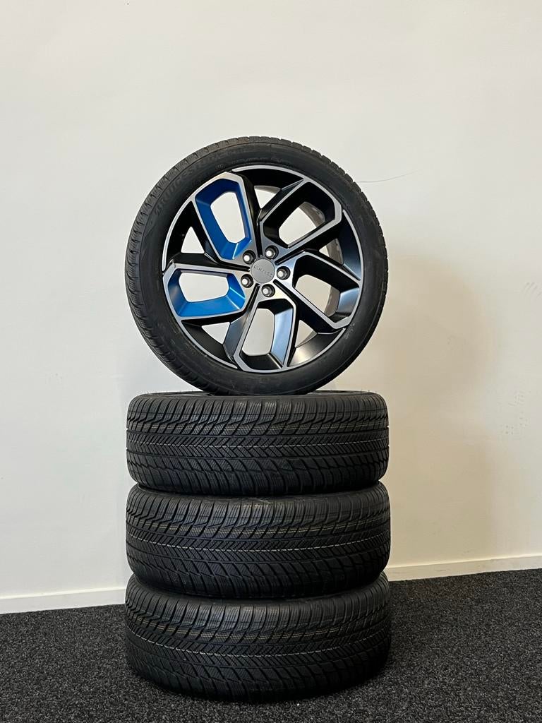 Lynk & Co 01 Winter en Zomerwielen Vele Sets Beschikbaar, Auto-onderdelen, Banden en Velgen, Gebruikt, Banden en Velgen, 235 mm