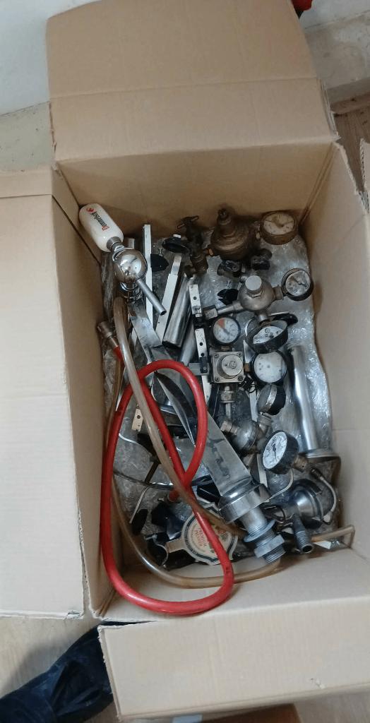 Tapkraan incl. diverse toebehoren., Verzamelen, Biermerken, Ophalen, Gebruikt, Flesje(s), Overige merken