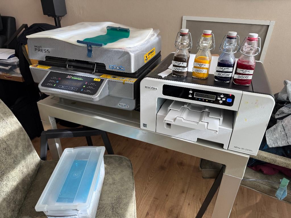 3 D vacuum oven  en ricoh 2100 sublimatie printer, Hobby en Vrije tijd, Overige Hobby en Vrije tijd, Ophalen, Zo goed als nieuw