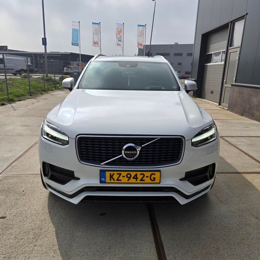 Volvo XC90 2.0 D4 Geartronic 2017 Wit, Auto's, 1849 kg, 1800 kg, 1969 cc, 7 stoelen